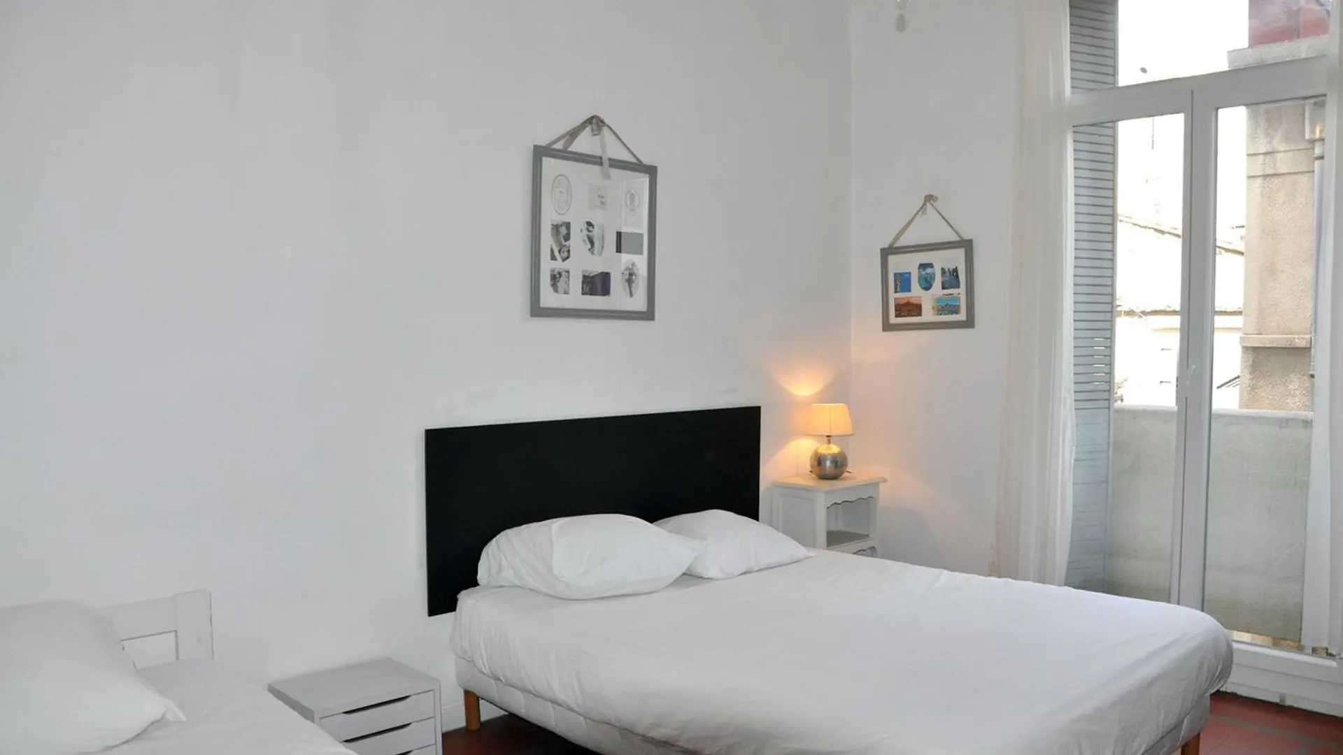 Bright Apartment Close To City Centre Marselha