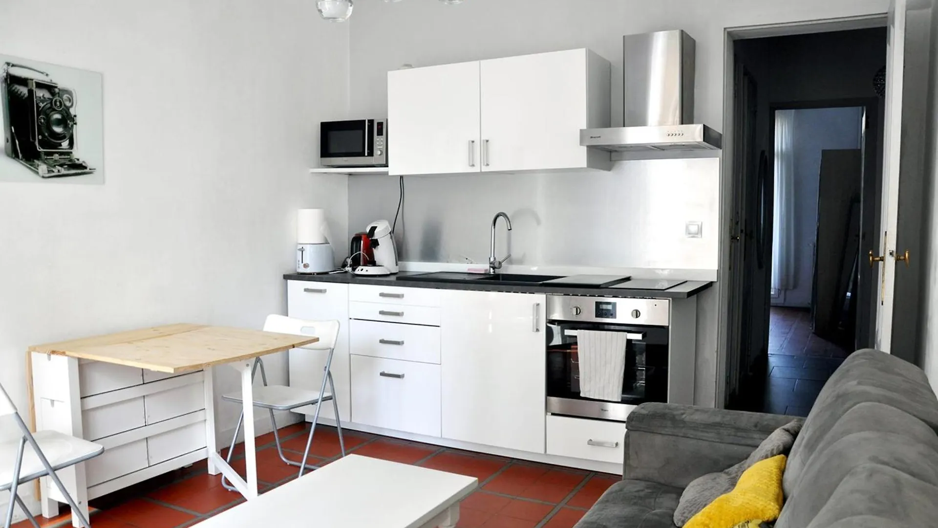 Bright Apartment Close To City Centre Marselha